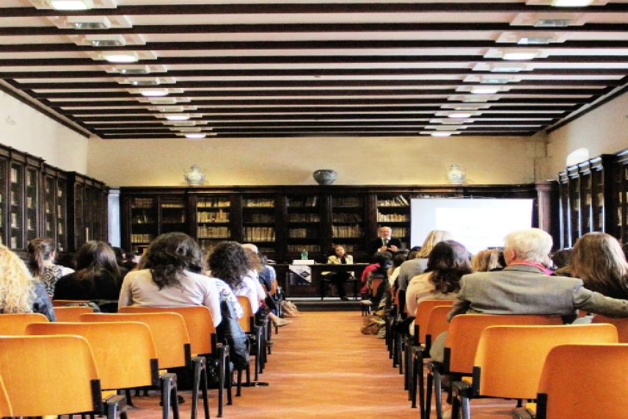 The Holisticconf is organised for